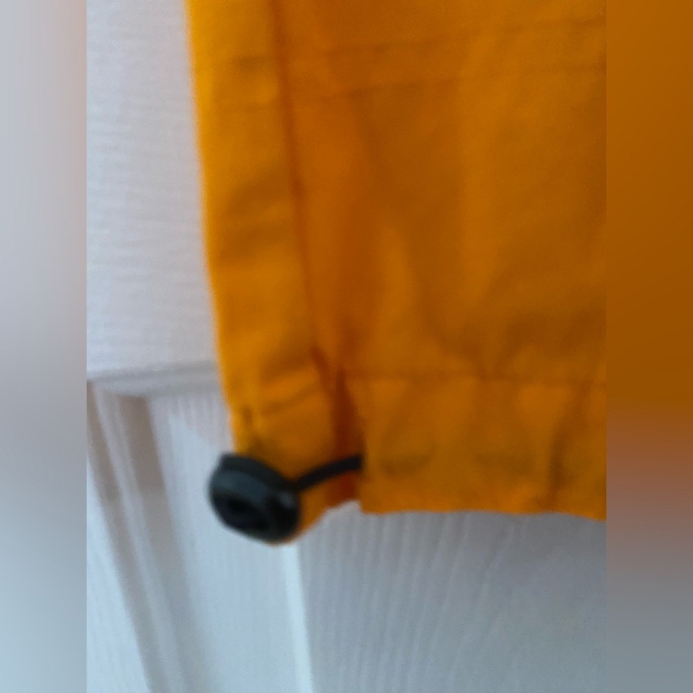 NIKE .. WOMENS ORANGE CARGO PARACHUTE PANTS - Picture 12 of 12